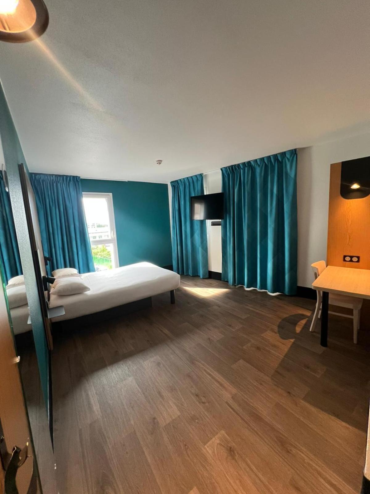 B&B Hotel Paris Romainville Noisy-Le-Sec Екстериор снимка